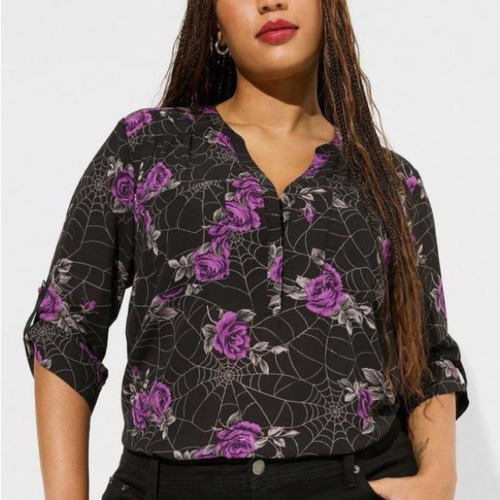 Torrid Floral spiderweb Black and Purple Women's Top